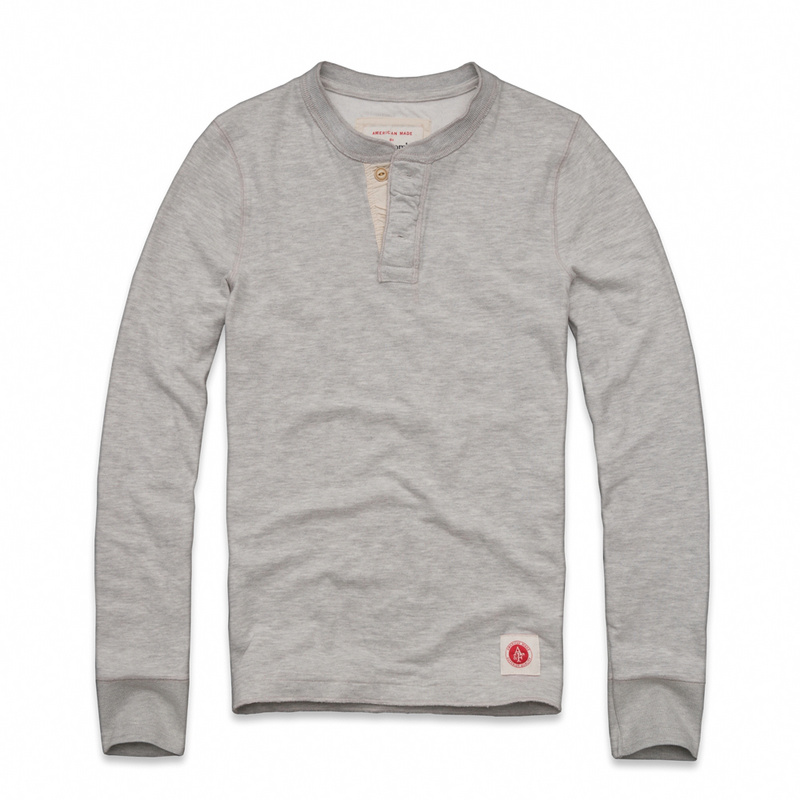 Hollister Hombres Ponte de pie de cuello Largo Remera HCO3842